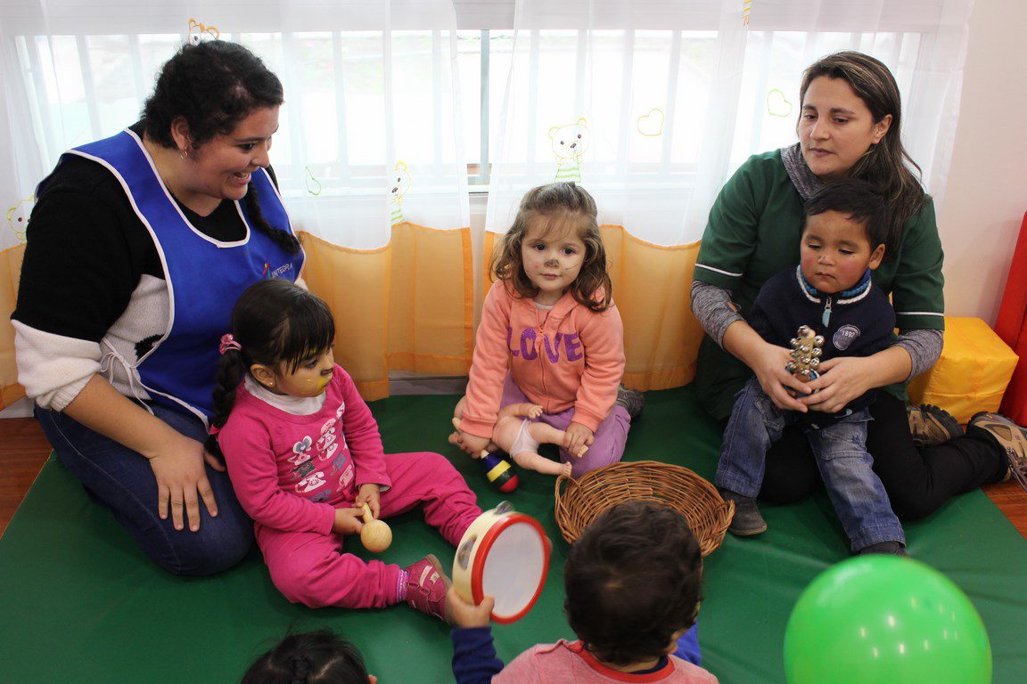 Inauguración de sala cuna para madres adolescentes